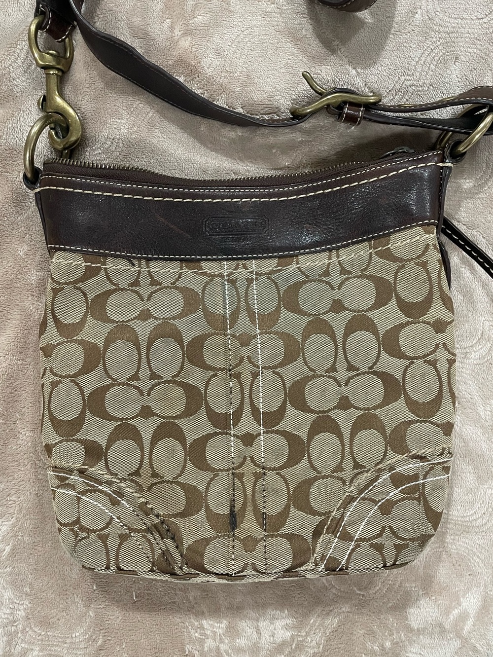 Coach Bag - Picture 10 of 11